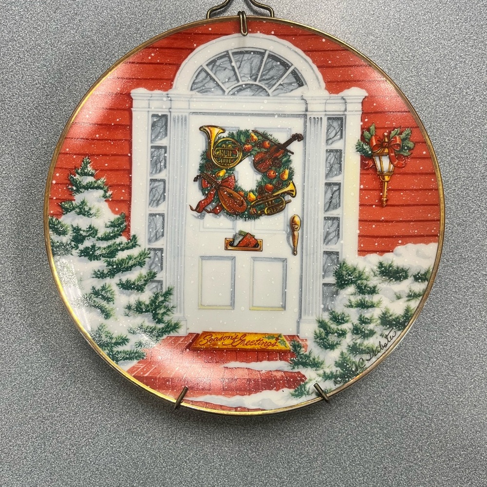 Vintage Franklin Mint Christmas Wreath Plate